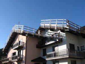 parapetti anticaduta provvisori e fissi